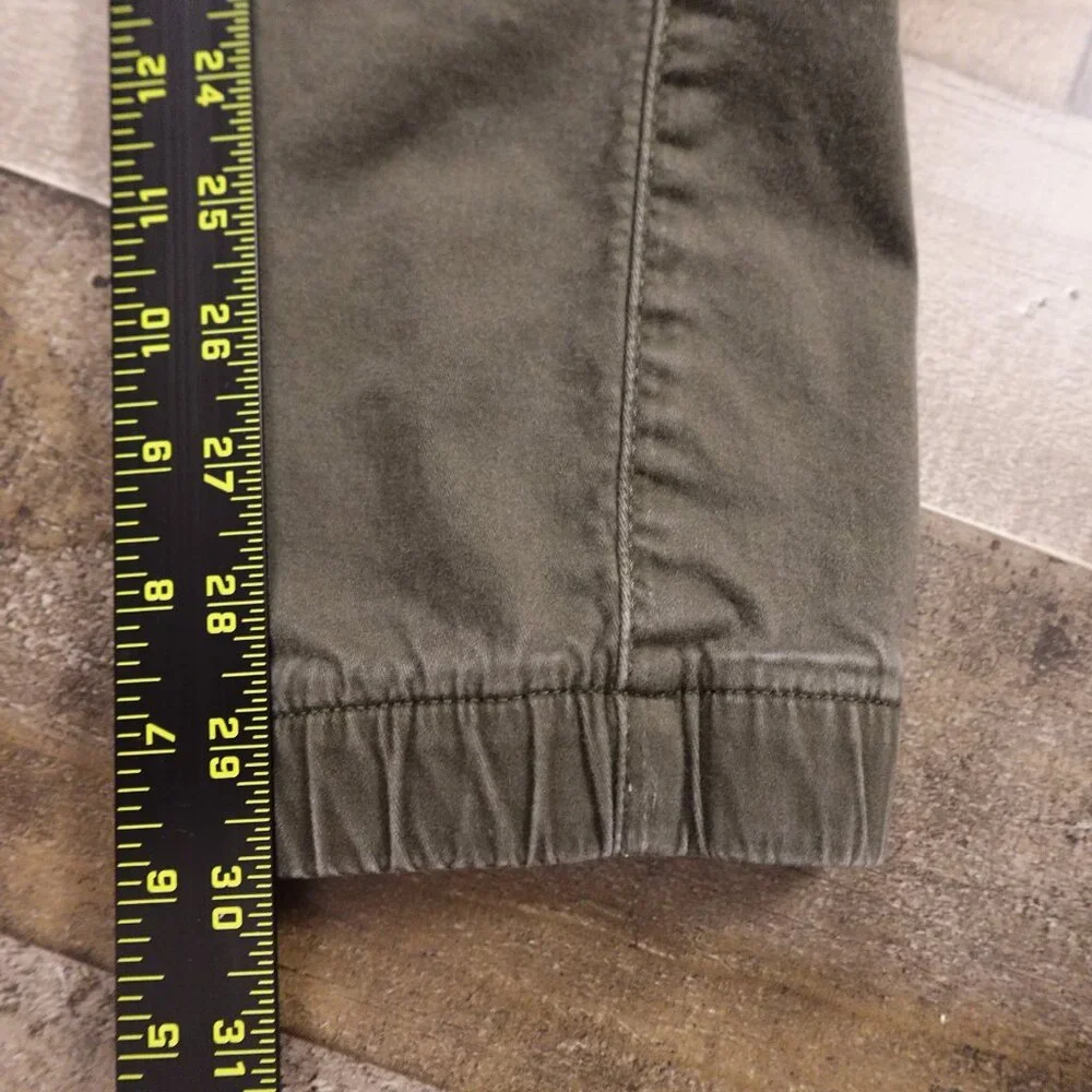 Hollister Cargo Jogger Men’s‎ Size MT Olive Green Advanced Stretch Pants 30”